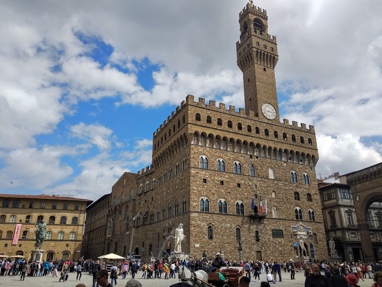 Firenze városképe egyedülálló és ismert, messze túl Olaszország határain.
