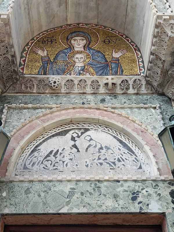 Velence Szent Márk Bazilika homlokzata